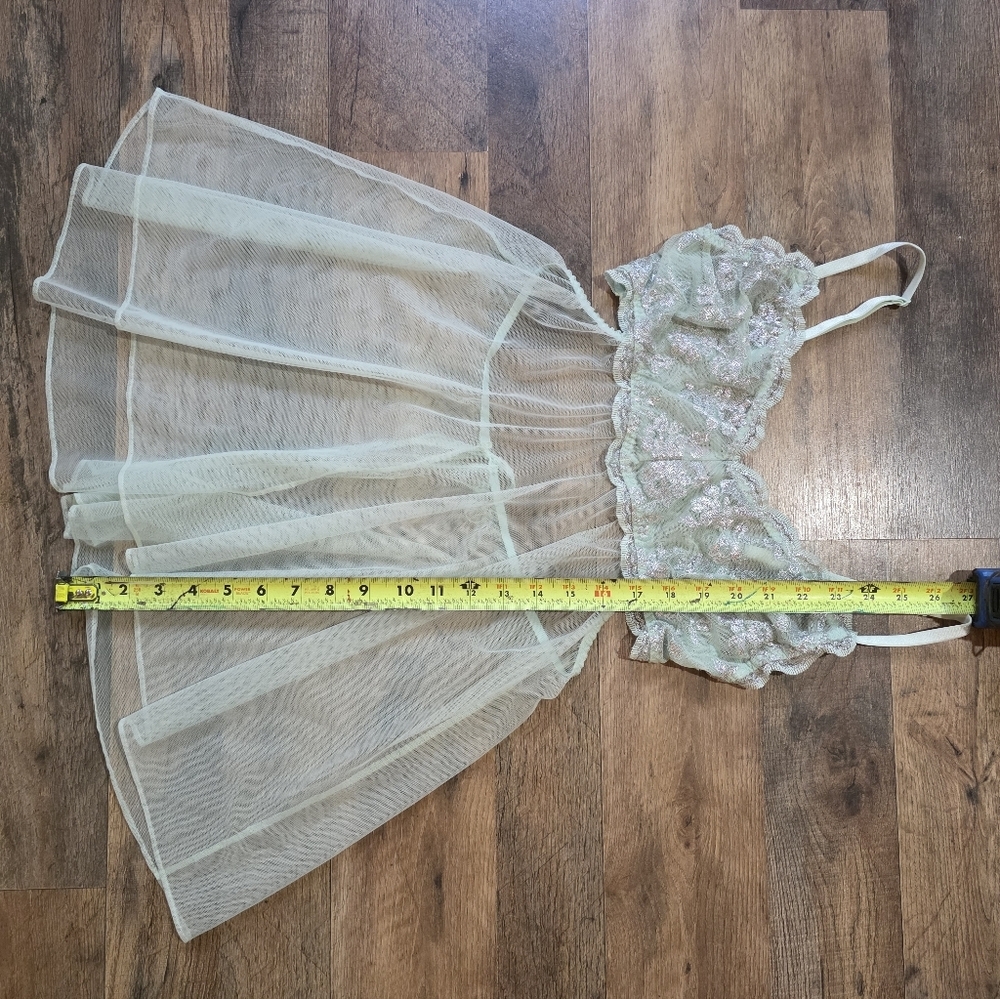 Victoria's Secret Women's Mint Blue Silver Floral Lace Babydoll Lingerie Size M - Picture 7 of 11